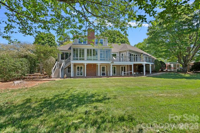 240 Canvasback Road, Mooresville, NC 28117