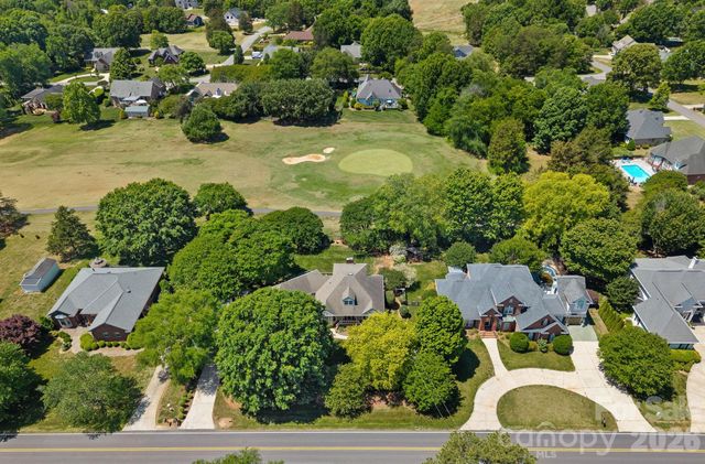 240 Canvasback Road, Mooresville, NC 28117