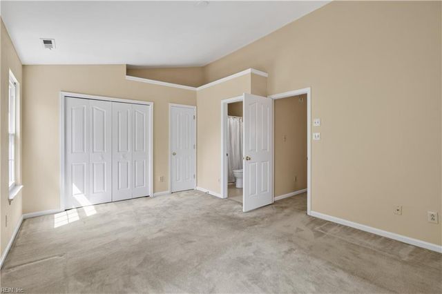 626 South Lake CIR, Chesapeake, VA 23322
