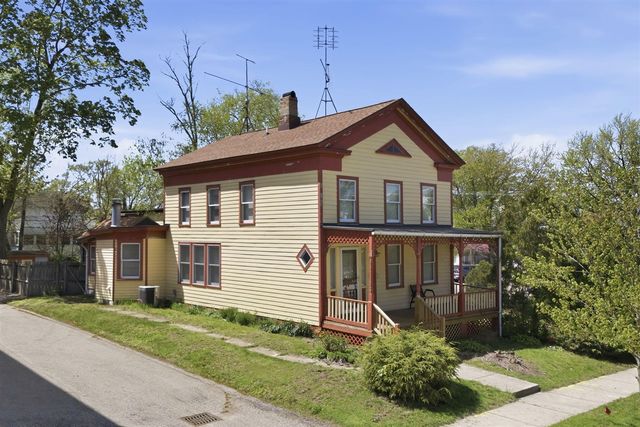 126 N Barton Street, New Buffalo, MI 49117