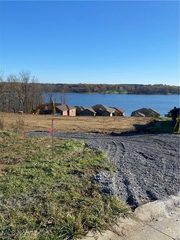 Pine Lake Cove, Columbiana, OH 44408