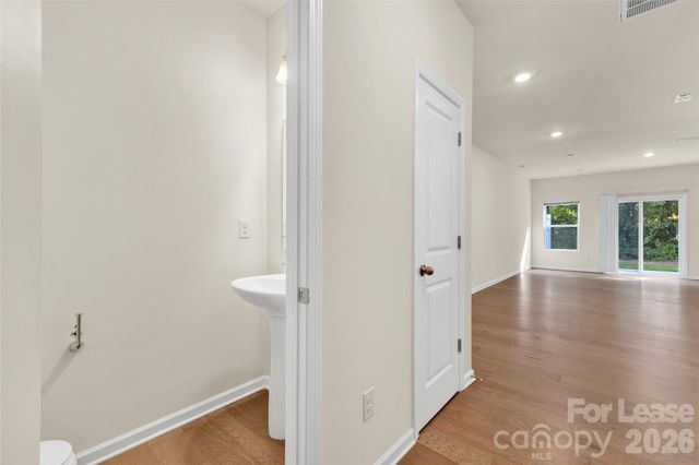 260 Abington Street, Matthews, NC 28104