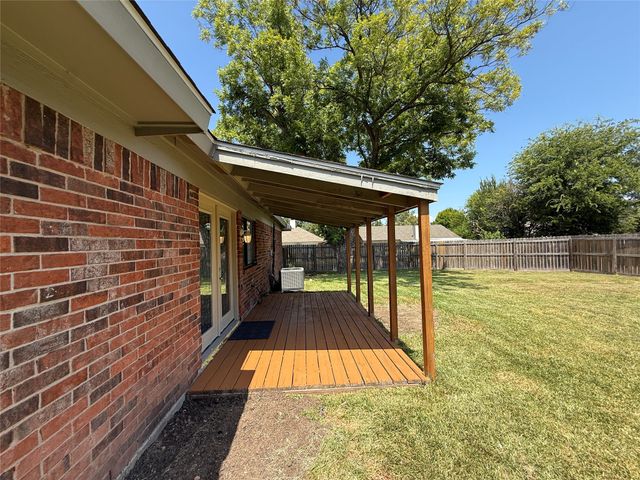 1434 Lavendale Lane, Garland, TX 75040