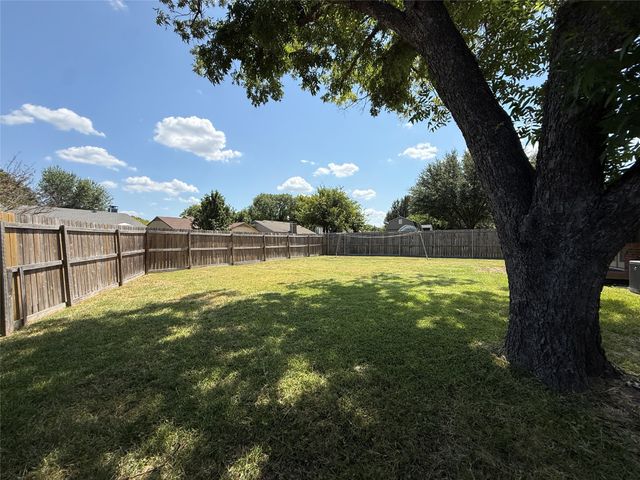 1434 Lavendale Lane, Garland, TX 75040