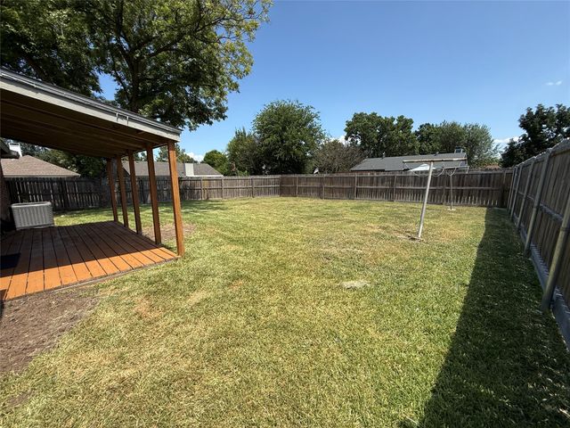 1434 Lavendale Lane, Garland, TX 75040