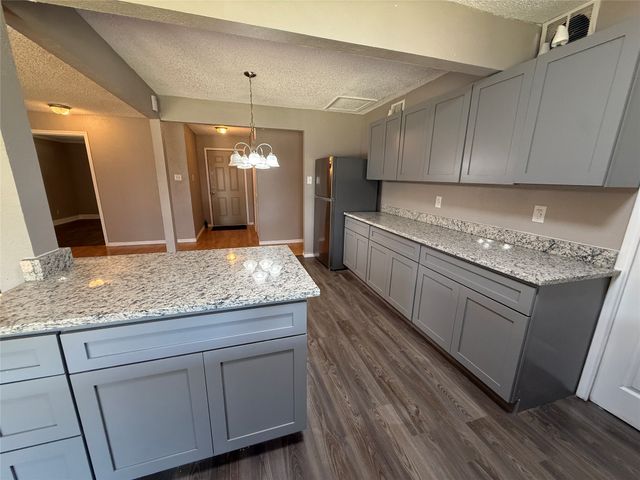 1434 Lavendale Lane, Garland, TX 75040