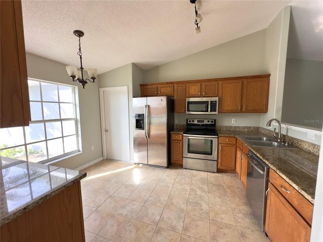 4215 RED BIRD AVENUE, St Cloud, FL 34772