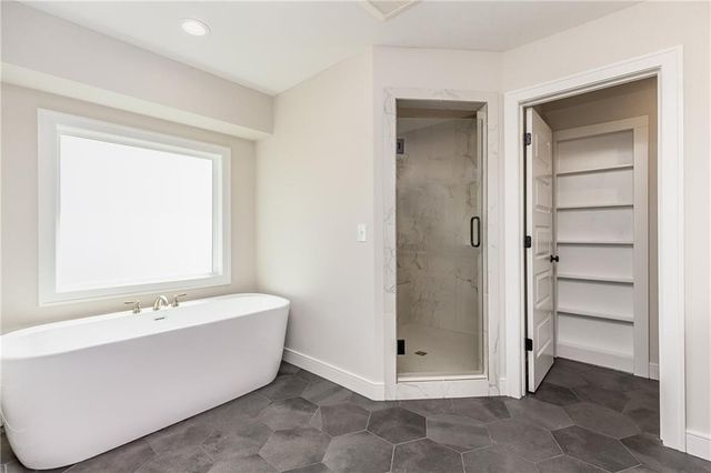 3509 W 187th Street, Overland Park, KS 66085