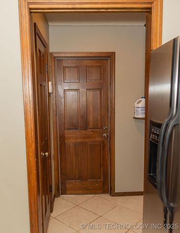 4626 Rolling Meadows Road, Bartlesville, OK 74006