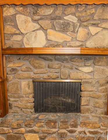 4626 Rolling Meadows Road, Bartlesville, OK 74006