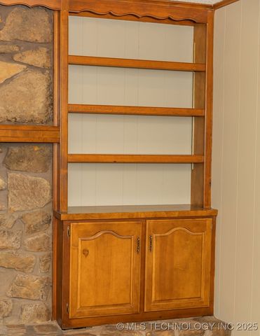 4626 Rolling Meadows Road, Bartlesville, OK 74006