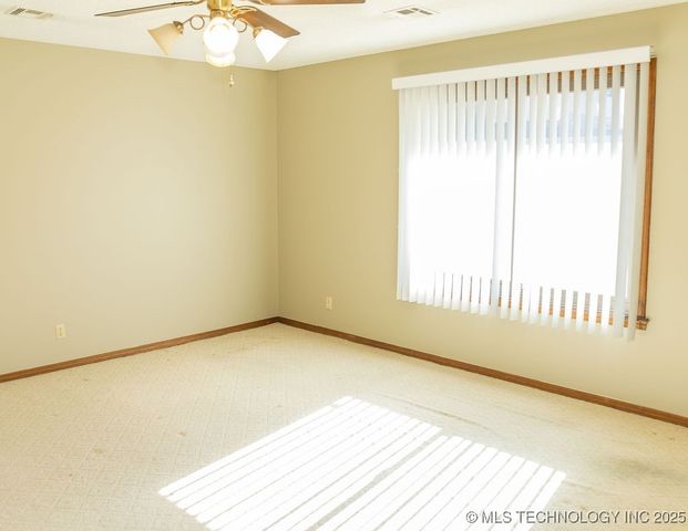 4626 Rolling Meadows Road, Bartlesville, OK 74006