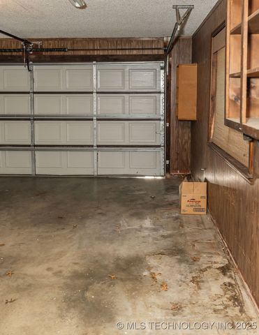 4626 Rolling Meadows Road, Bartlesville, OK 74006