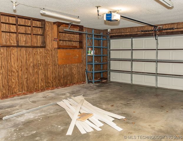 4626 Rolling Meadows Road, Bartlesville, OK 74006