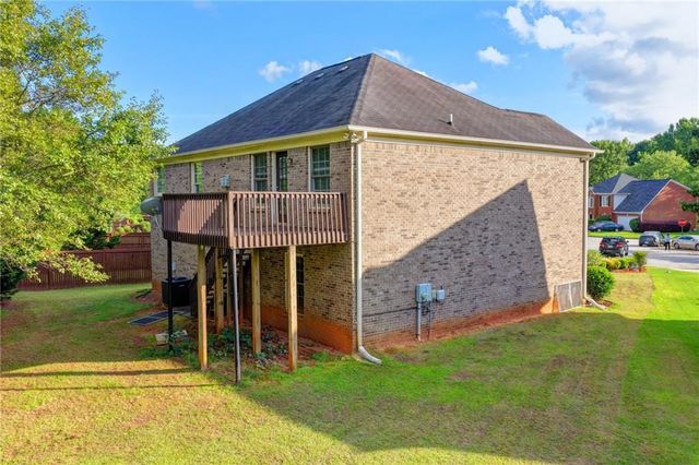5724 Southland Walk, Stone Mountain, GA 30087