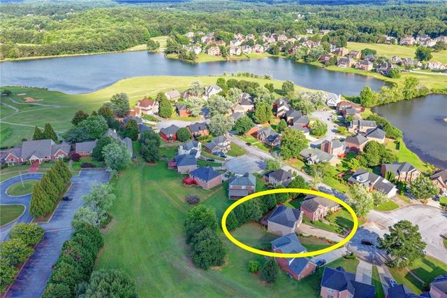 5724 Southland Walk, Stone Mountain, GA 30087
