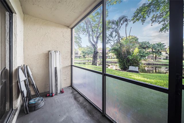 3039 Carambola Circle 3039, Pompano Beach, FL 33066