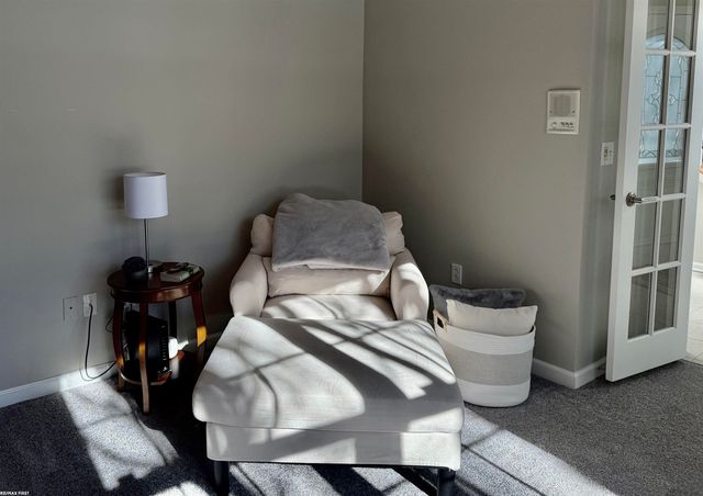 2118 Pine Bluffs Court, Highland Twp, MI 48357