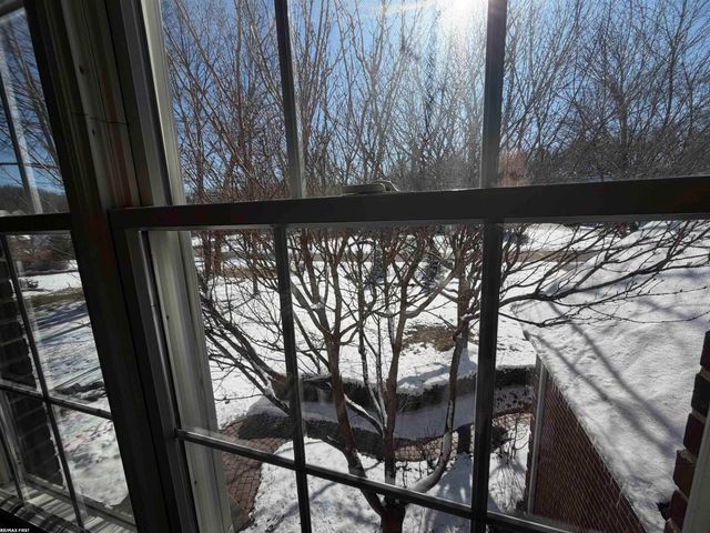 2118 Pine Bluffs Court, Highland Twp, MI 48357