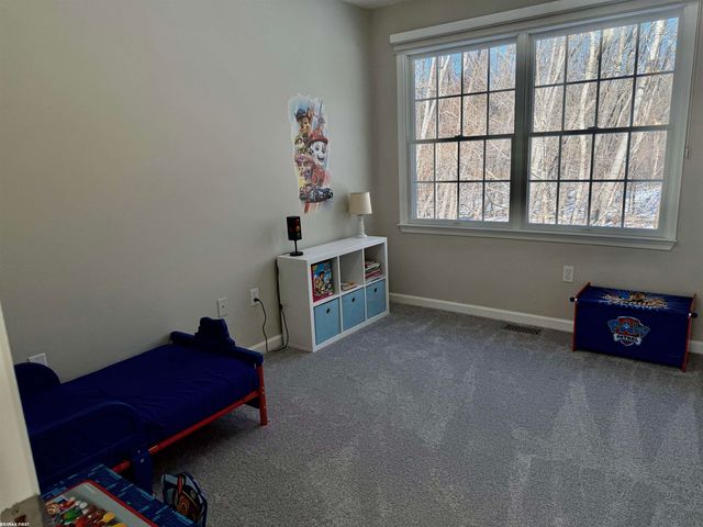 2118 Pine Bluffs Court, Highland Twp, MI 48357