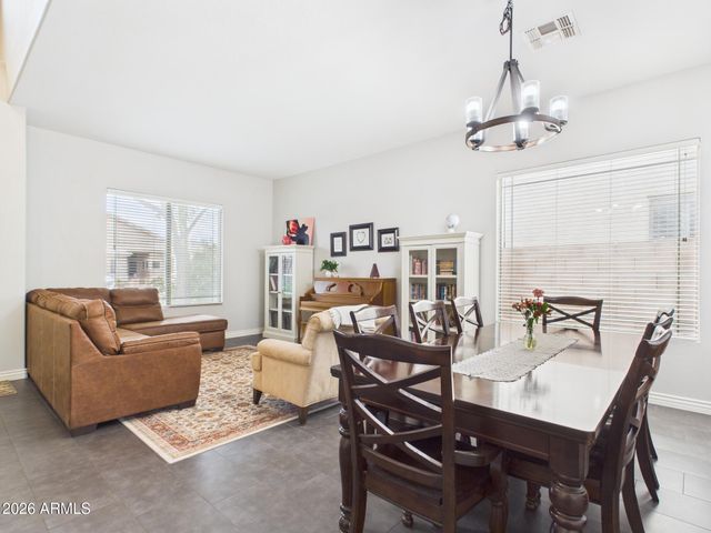 8034 W CLARA Lane, Peoria, AZ 85382