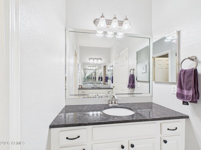 8034 W CLARA Lane, Peoria, AZ 85382
