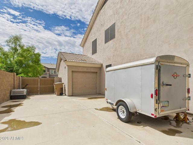 8034 W CLARA Lane, Peoria, AZ 85382