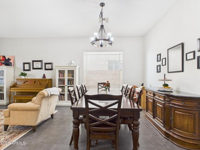8034 W CLARA Lane, Peoria, AZ 85382