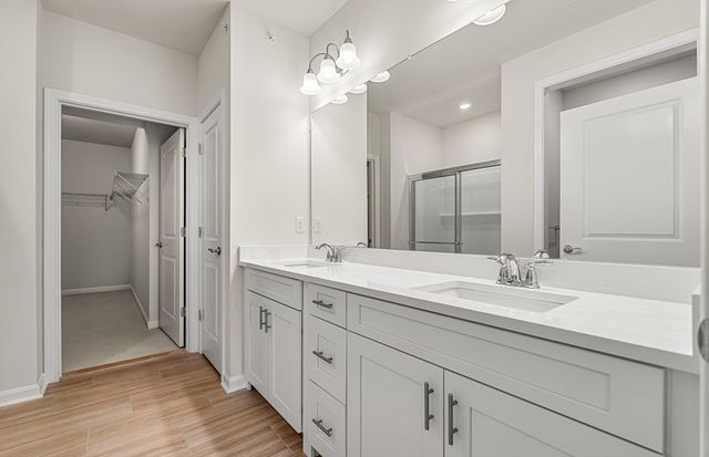 5 Peters Farm Way 408, Westborough, MA 01581