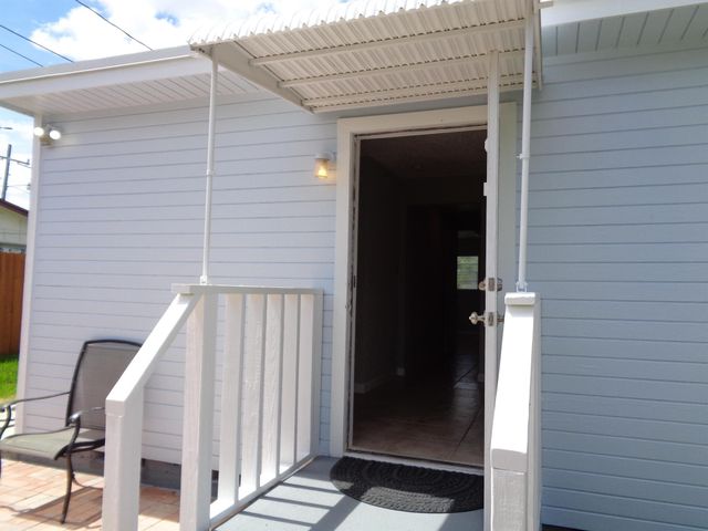 3601 Lakewood Road, Palm Springs, FL 33461