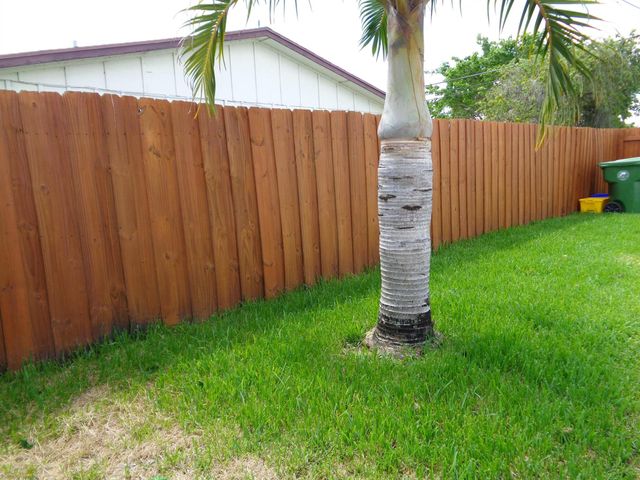 3601 Lakewood Road, Palm Springs, FL 33461