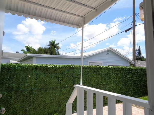 3601 Lakewood Road, Palm Springs, FL 33461