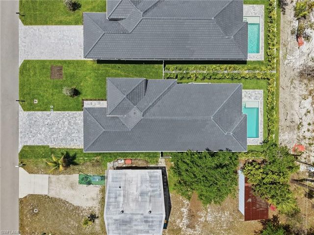 1027 Frank Whiteman BLVD, Naples, FL 34103