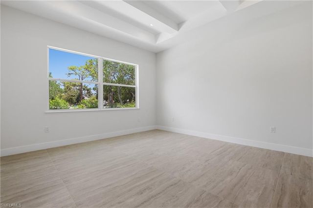 1027 Frank Whiteman BLVD, Naples, FL 34103