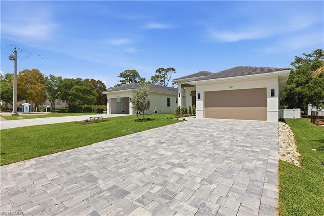 1027 Frank Whiteman BLVD, Naples, FL 34103