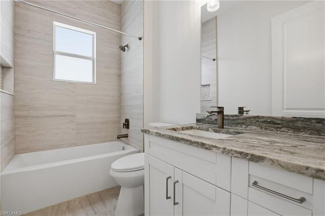 1027 Frank Whiteman BLVD, Naples, FL 34103