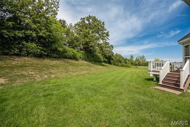 500 Flowering Magnolia Drive, O'fallon, MO 63366