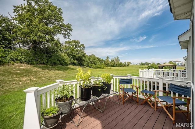 500 Flowering Magnolia Drive, O'fallon, MO 63366