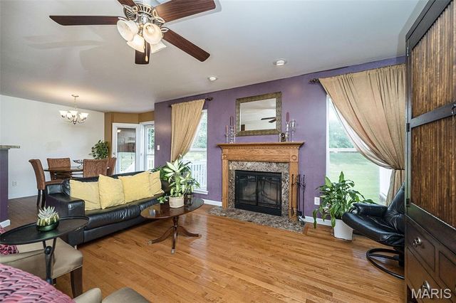 500 Flowering Magnolia Drive, O'fallon, MO 63366