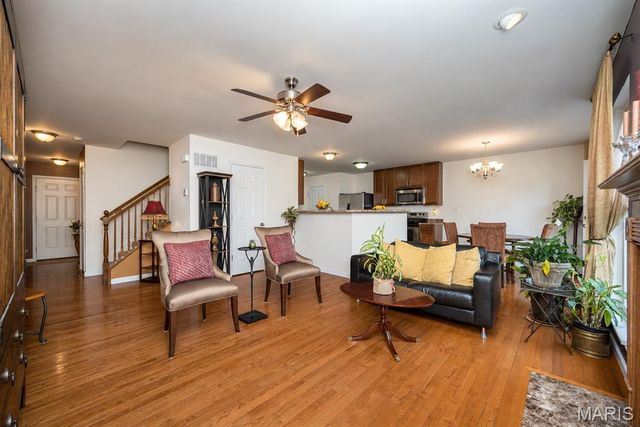500 Flowering Magnolia Drive, O'fallon, MO 63366