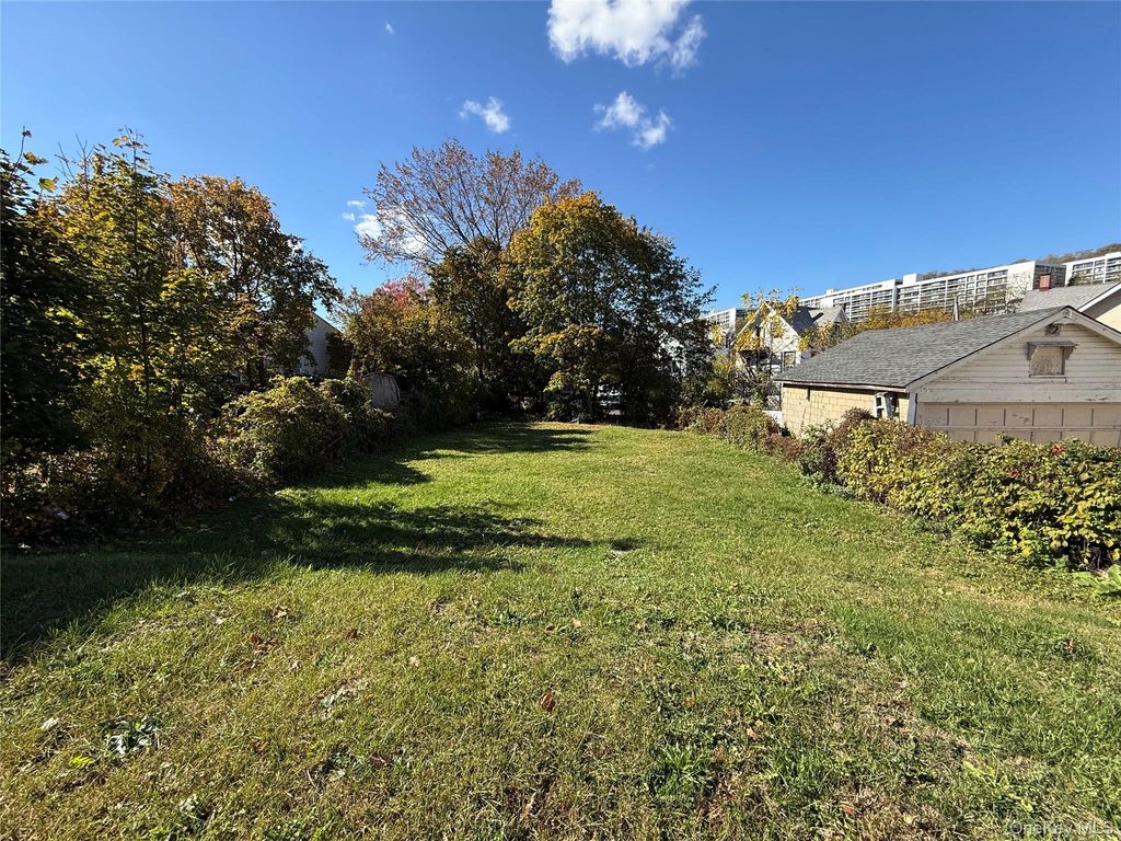 13 Primrose Street, White Plains, NY 10606 — exterior