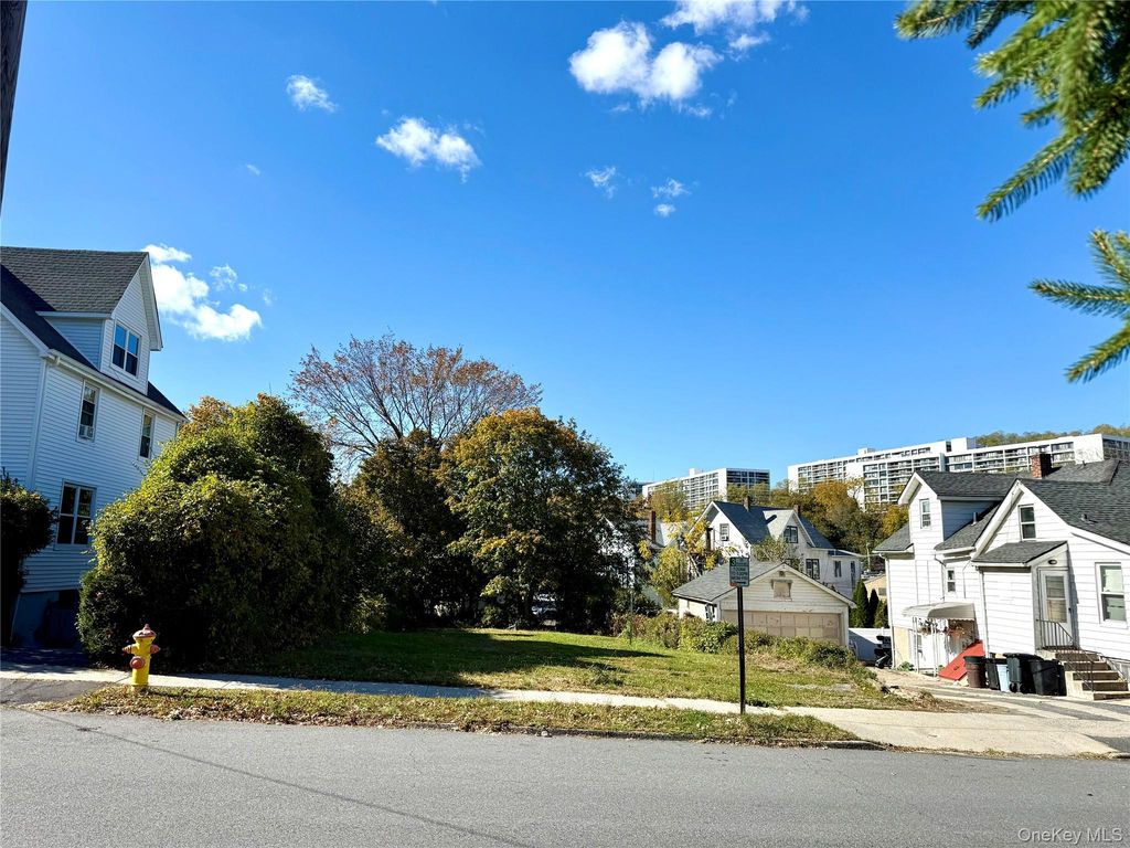 13 Primrose Street, White Plains, NY 10606 — photo 4