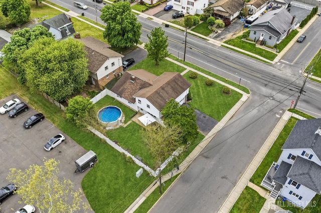 179 Buckelew Avenue, Jamesburg, NJ 08831