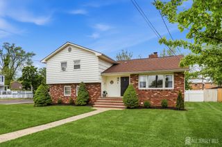 179 Buckelew Avenue, Jamesburg, NJ 08831
