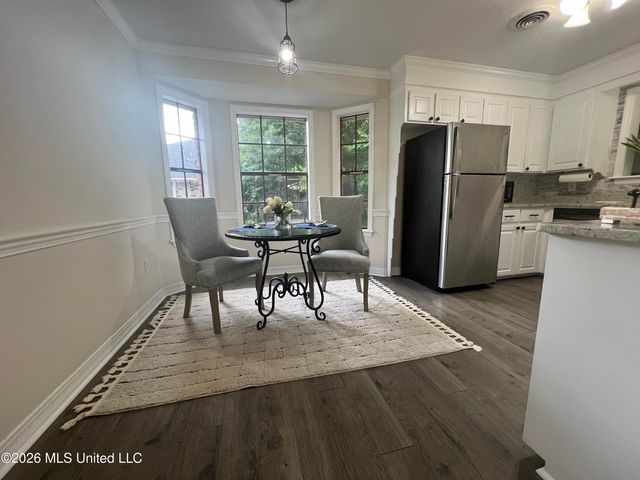 9 Treeway Drive, Brandon, MS 39042