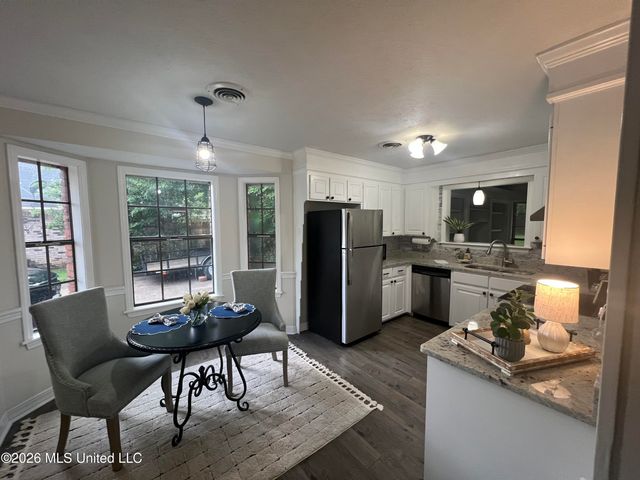 9 Treeway Drive, Brandon, MS 39042
