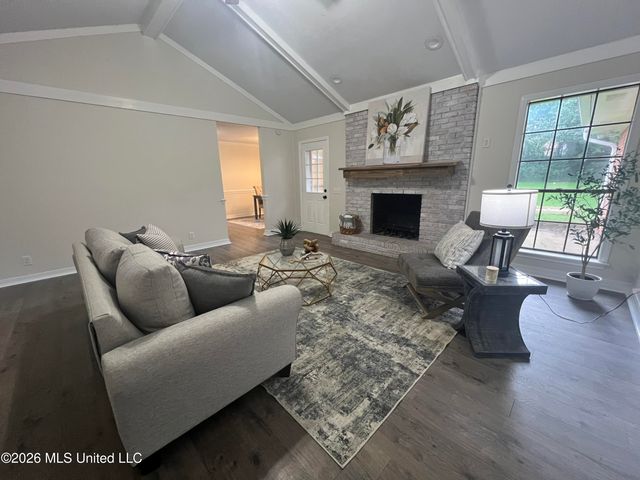 9 Treeway Drive, Brandon, MS 39042