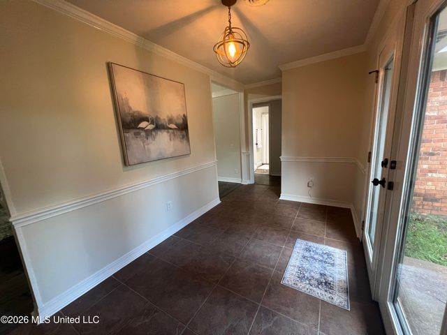 9 Treeway Drive, Brandon, MS 39042
