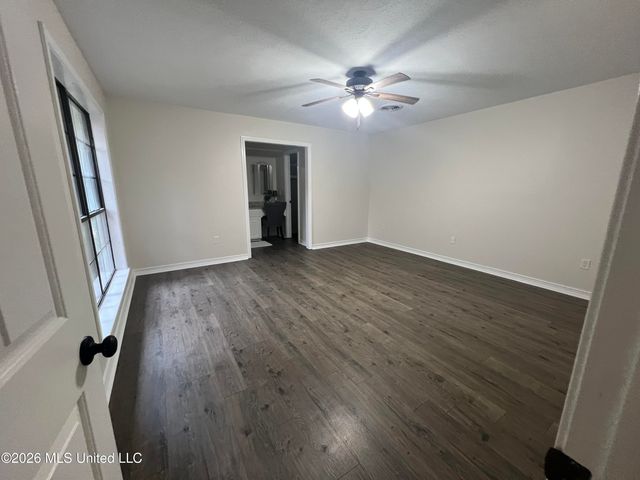 9 Treeway Drive, Brandon, MS 39042