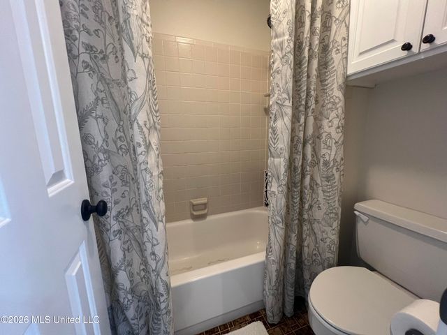 9 Treeway Drive, Brandon, MS 39042